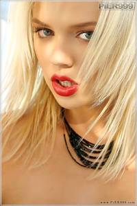 Ellen Saint Gorgeous Blond Babe 13