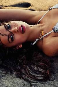 Irina Shayk Sexy Bikini Photoshoot 11