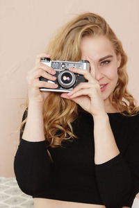 Photograph Me 00