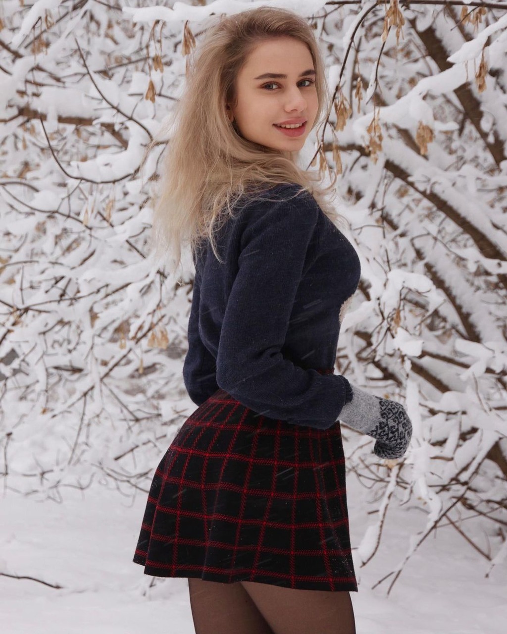 Nastya Crawford 09