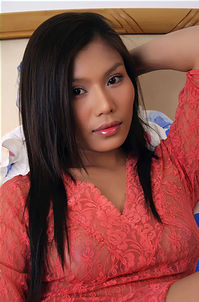 Sleeping Beau Aripinya Enjoys Posing