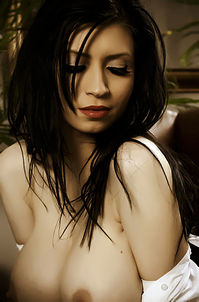 Amazing Breasted Babe Lilly Roma Sexy Pics